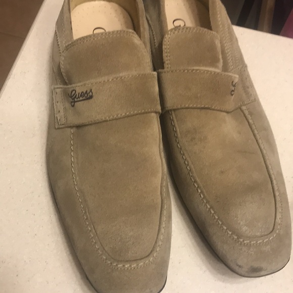 Guess tan suede loafers 9.5 - Picture 2 of 3